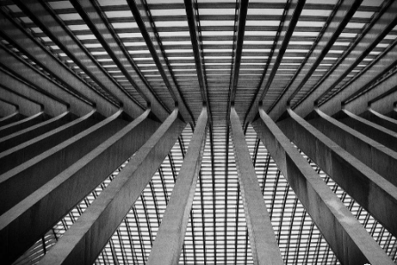 “河北鋼鐵巨頭”面對3.5億債務，現金流緊張債券頻繁異動