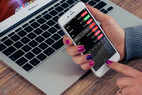 代建“紅?！敝?旭輝建管第三季度再簽約17個項目